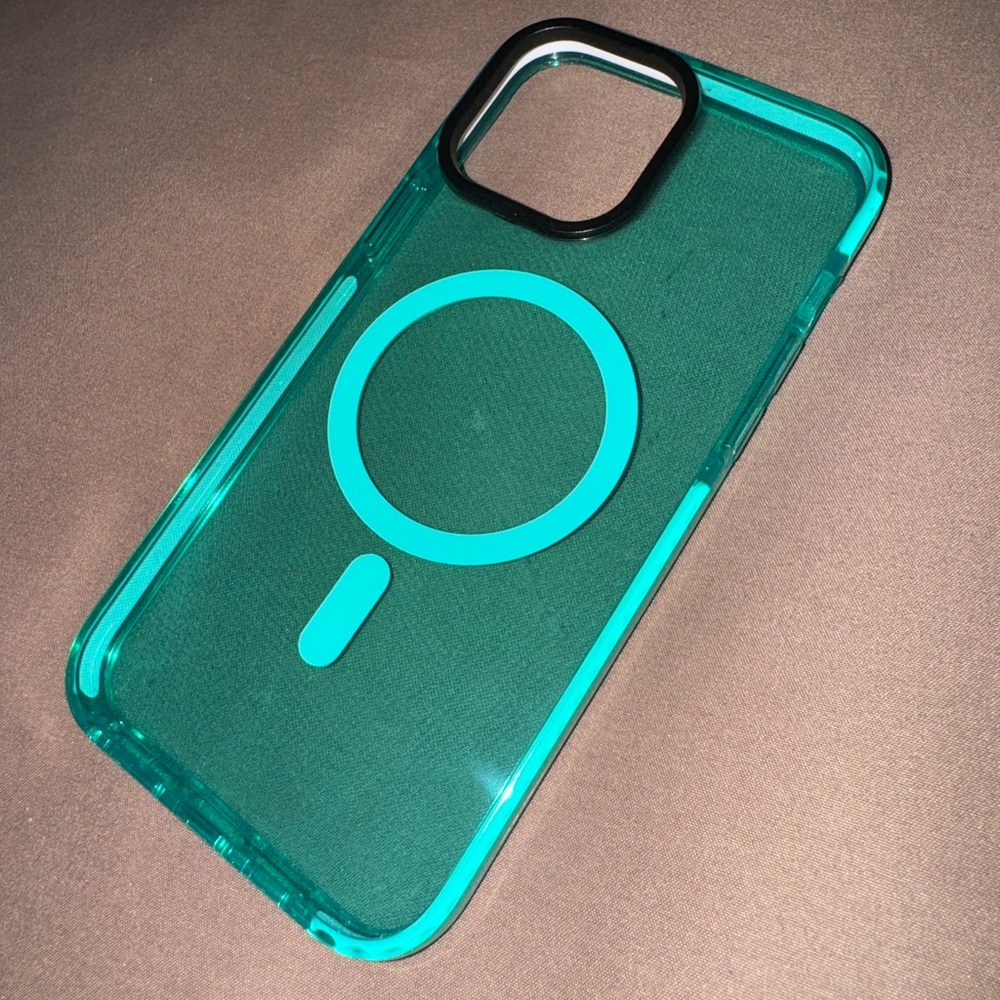 teal magsafe iphone 13 pro max case